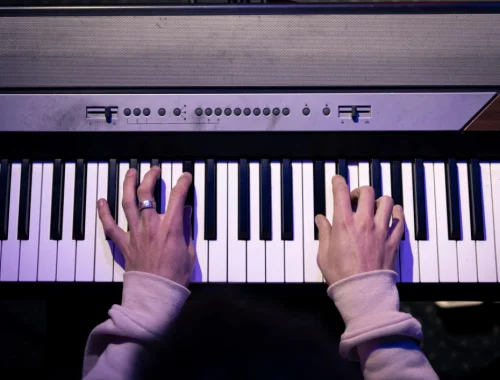 Comparer le coût réel de deux offres de piano à domicile