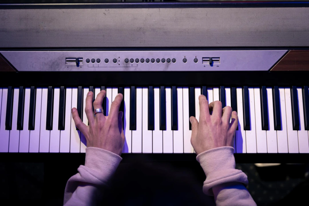 Comparer le coût réel de deux offres de piano à domicile